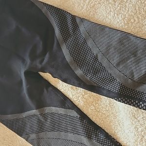 FABLETICS WORKPUT PANTS